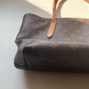 Louis Vuitton Hand Bag